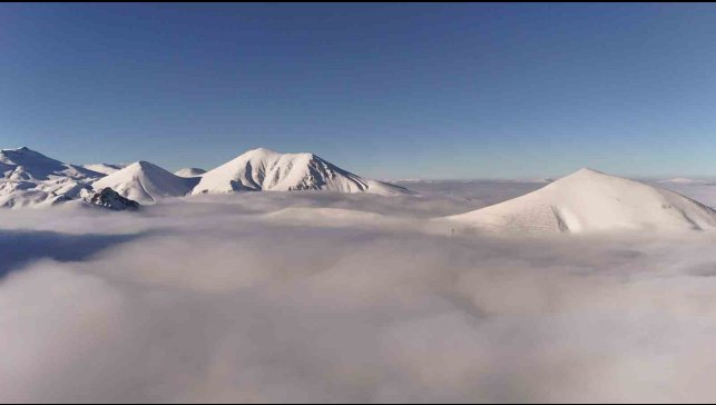 Palandöken sislerin içinde kayboldu
