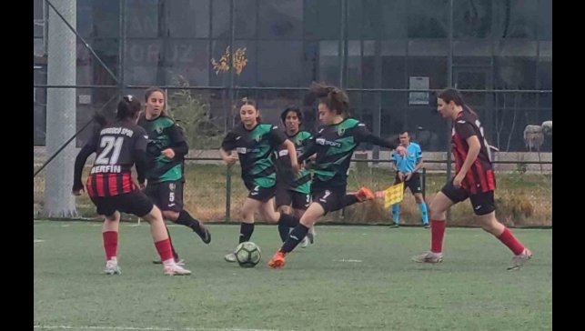 TFF Kadınlar 2. Lig: Vangücü SK: 4 - Kahramanmaraş Anadolu SK: 2