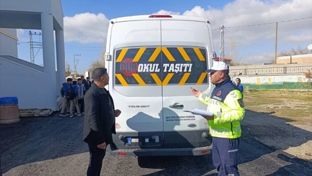 Van'da okul servisleri denetlendi