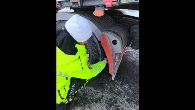 Erzincan'da zorunlu kış lastiği denetimi yapıldı