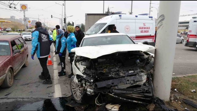 Malatya'da araçlar çarpıştı: 2 yaralı