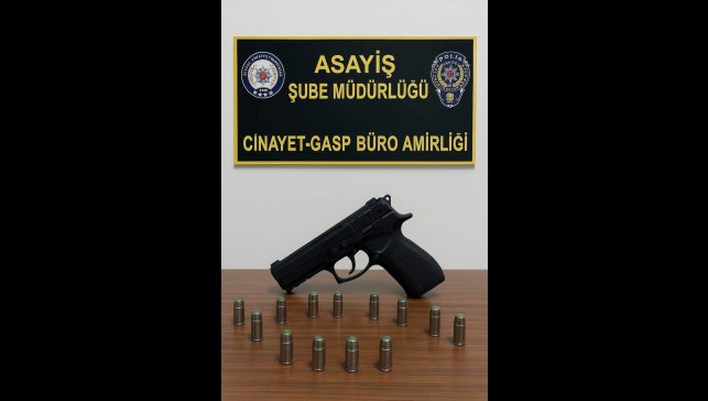 Kars'ta silah kaçakçılığı operasyonunda 13 şüpheli yakalandı