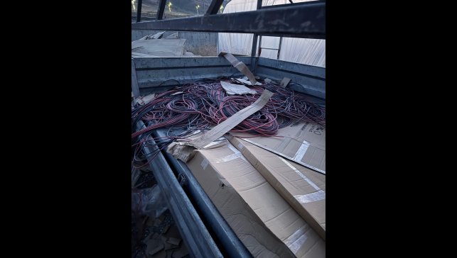 Van'da kablo çalan 2 şüpheli yakalandı