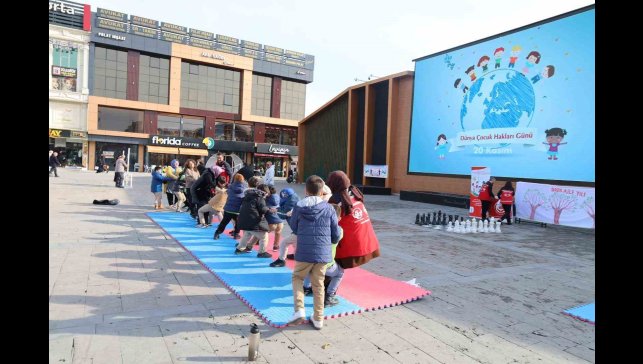 Erzincan'da Dünya Çocuk Hakları Günü etkinliklerine yoğun ilgi