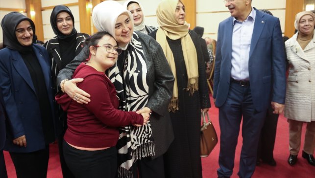 AK Parti Genel Merkez Kadın Kolları Başkanı Ercan, Malatya'da konuştu: