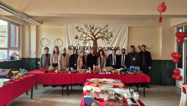 Doğanşehir'de "Köklerden Oyuncak Sergisi düzenlendi