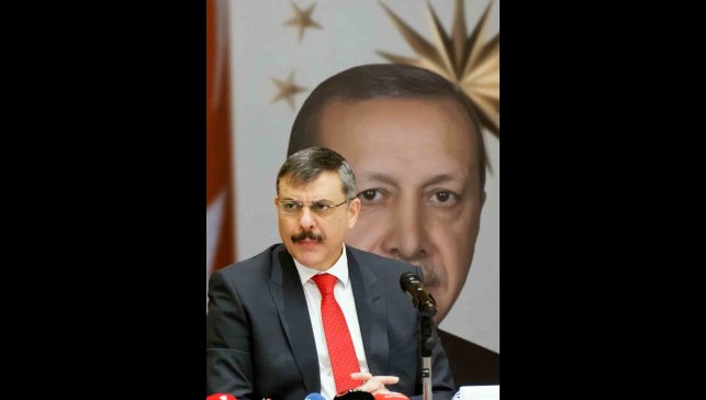 Vali Çiftçi; "Eğitim neferlerimizi minnetle yâd ediyorum"