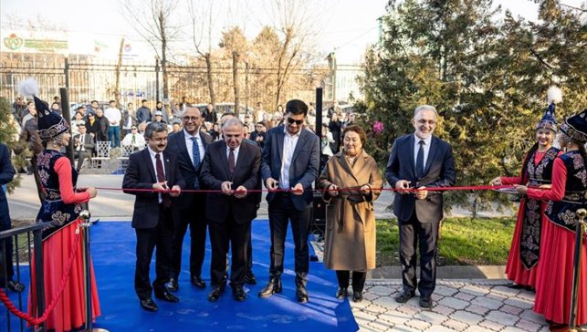 Lokman Hekim Sağlık Grubu Kırgızistan'daki ilk merkezini açıtı