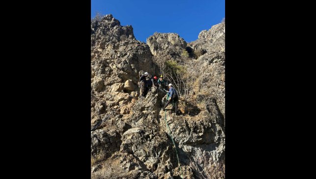 Bingöl'de tek ip boylu kaya tırmanışı eğitimi düzenlendi
