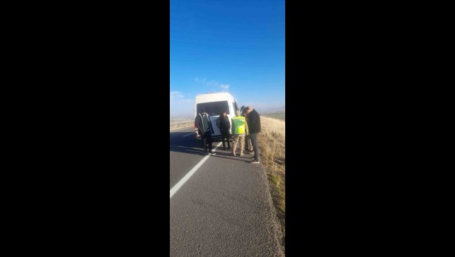 Tutak'ta trafik kazası; biri ağır üç yaralı