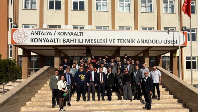 Baymak'tan meslek liselerine "uygulamalı eğitim" desteği