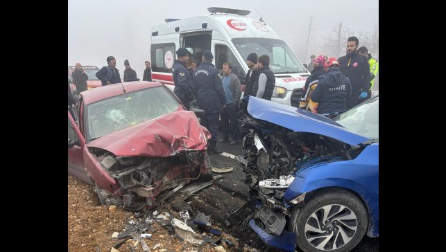 Malatya'da iki otomobil çarpıştı: 5 yaralı