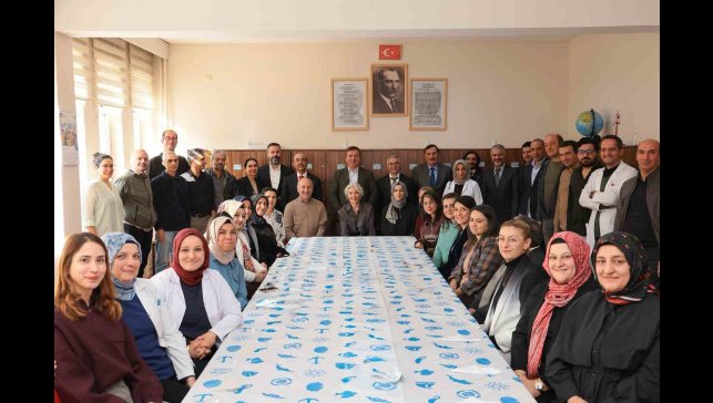 Vali Aydoğdu: "Eğitimin gücü öğretmenlerimizin emeğiyle yükseliyor"