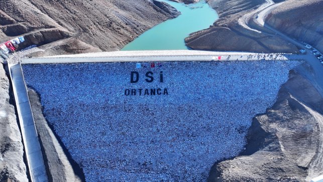 Van'da Ortanca ve Gültepe göletleriyle 7 bin 30 dekar arazi suya kavuşacak