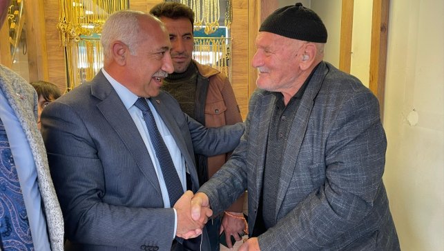 MHP Van İl Başkanı Güngöralp ilçe ziyaretlerini sürdürüyor