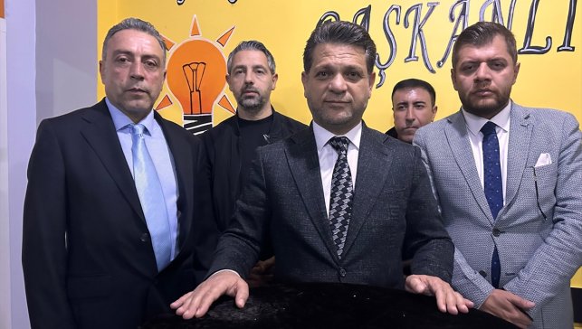 Van'da AK Parti İpekyolu İlçe Başkanlığı binası açıldı