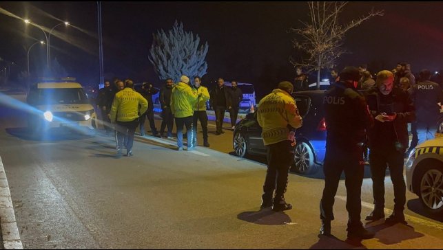 Polisten kaçan alkollü sürücü 3 araca çarptı