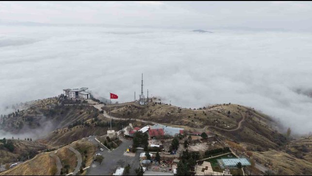 Elazığ sis denizinde kayboldu, ortaya kartpostallık görüntüler çıktı