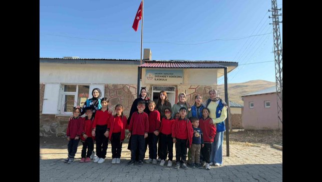 Narman'dan Karaçoban'a uzanan kardeşlik köprüsü