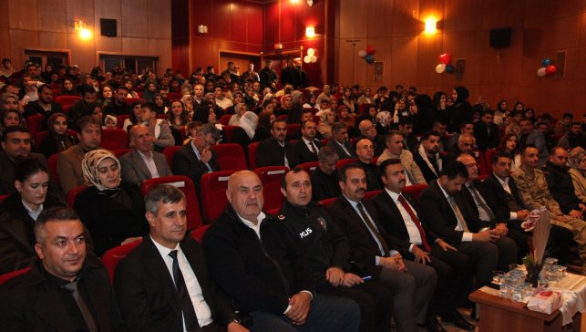 Ahlat'ta 3 Aralık Dünya Engelliler Günü etkinliği düzenlendi