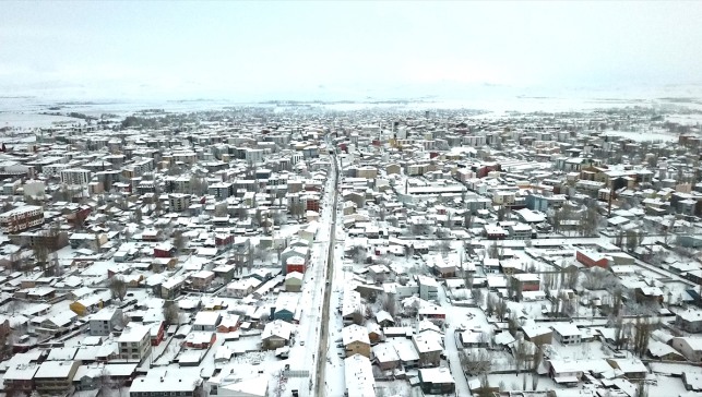 Doğu'daki 6 ilde kar ve dondurucu soğuk hava etkisini sürdürüyor