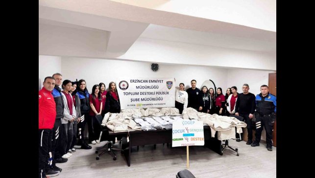 Erzincan'da öğrencilere kayak ve drama kursu desteği