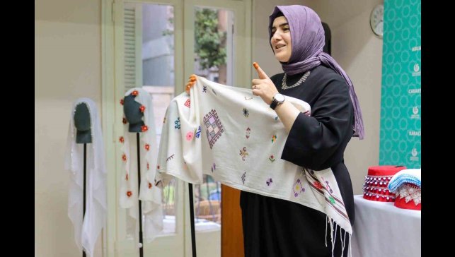 Karnavas Bezi Kahire'de görücüye çıktı