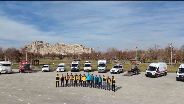 Van'da acil sağlık ekipleri çetin kış şartlarına karşı göreve hazır