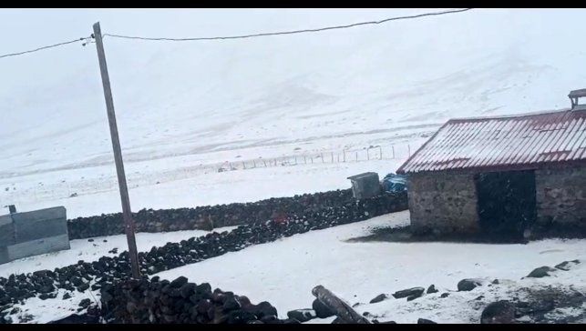 Iğdır'ın yüksek kesimleri beyaza büründü