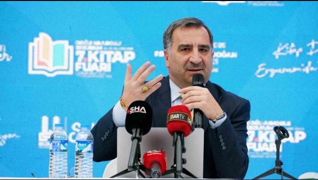 Ertaş: "Dil birliği için coğrafya, halk, ülke ayrımı yapmadan "Büyük Türk Lügati" yazılmalı"