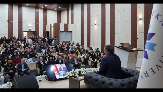 Erzurum Valisi Mustafa Çiftçi, Erzurum Teknik Üniversitesi öğrencileri ile buluştu