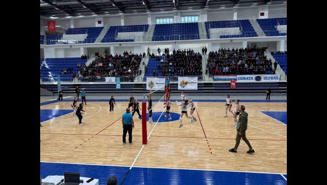 Şampiyonluk kupası Şehriban Günata'nın