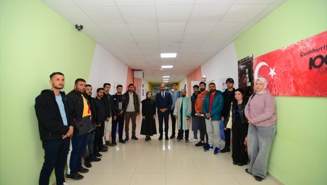 Van'da engelli üniversite öğrencileri farklı alanlardaki kurslarla hayata hazırlanıyor