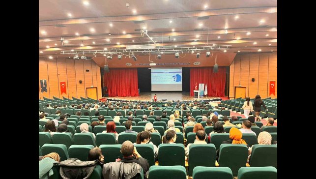 Kars'ta öğrencilere terörle mücadele bilgilendirmesi yapıldı