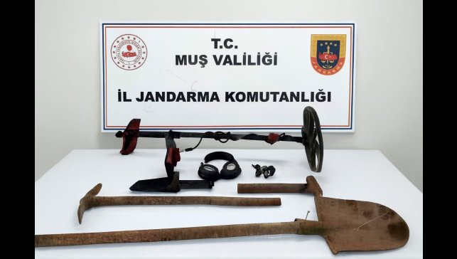 Muş'ta sit alanında kaçak kazı yapan 3 kişi yakalandı