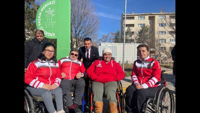 3 Aralık Dünya Engelliler Günü'nde anlamlı buluşma