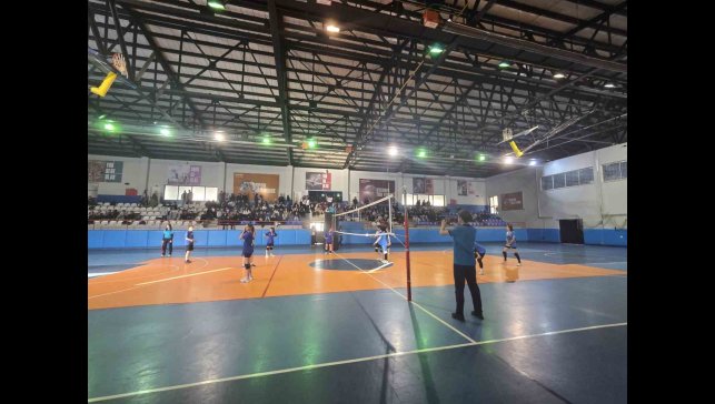 Bitlis'te 'Okul Sporları Voleybol İl Şampiyonası' başladı