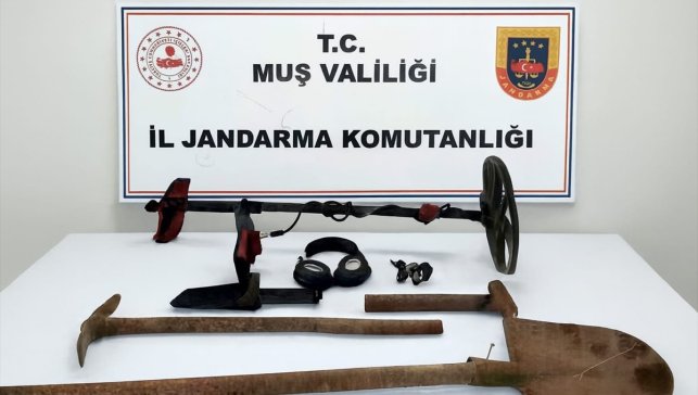 Muş'ta sit alanında kaçak kazı yapan 3 şüpheli yakalandı