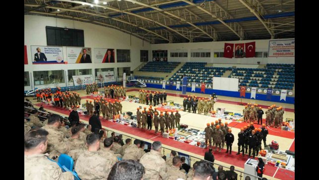 Hakkâri'de 3 bin 48 kişiye arama kurtarma eğitimi verildi