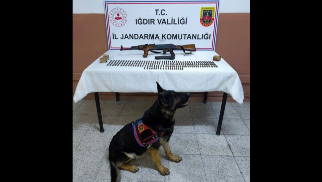 Iğdır'da kaleşnikof tüfek ve mermilerle yakalanan şüpheli gözaltına alındı