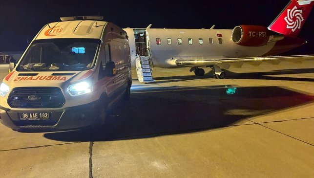 Kars'ta solunum sıkıntısı çeken bebek ambulans uçakla Ankara'ya sevk edildi