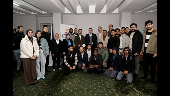 Vali Çiftçi, Uluslararası öğrencilerle biraraya geldi