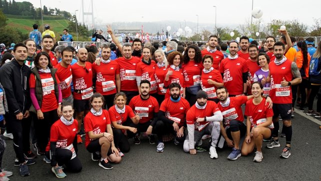 Akbank gönüllülük projeleriyle gençleri ve çalışanları buluşturuyor