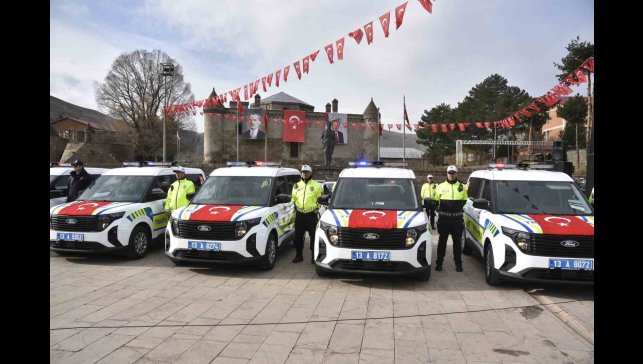Bitlis'te güvenlik güçlerinin araç filosu güçlendirildi