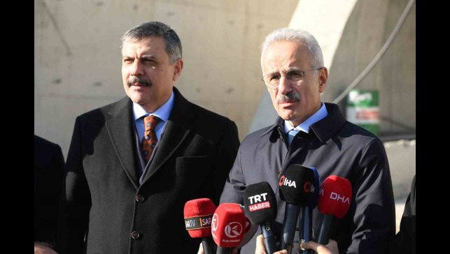 Ulaştırma ve Altyapı Bakanı Uraloğlu: "2026 yılının ilk yarısı içerisinde tüneli hizmete açmış olacağız"