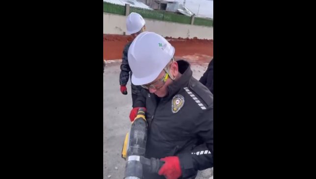 Çevik kuvvet polisine ''Enkazda Arama ve Kurtarma Temel Eğitimi''