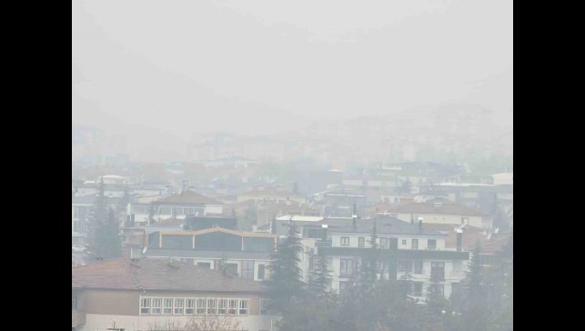 Elazığ'ın yüksek kesimlerinde sis etkili oluyor