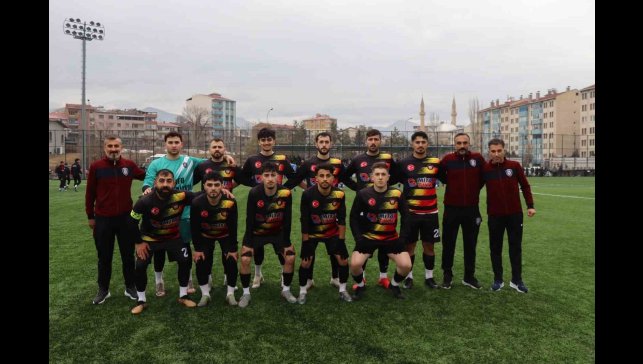 Oltu 25 Mart Belediye Spor'dan farklı galibiyet: 6-1