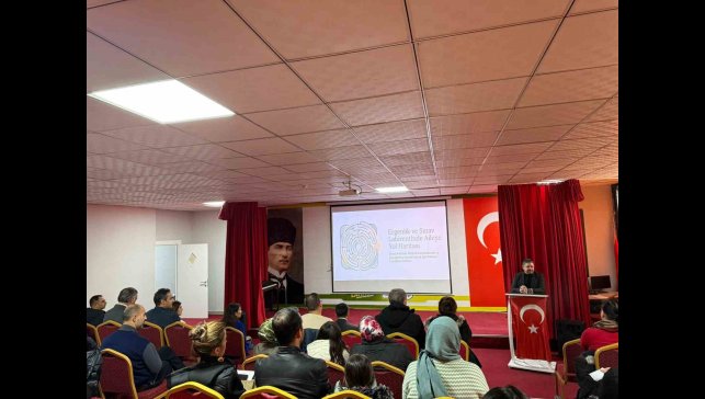 Çamlıca Koleji'nde "Aile ve Çocuk İletişimi" semineri