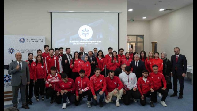Erzurum Teknik Üniversitesi, ÜNİLİG Türkiye şampiyonluğunu kutladı